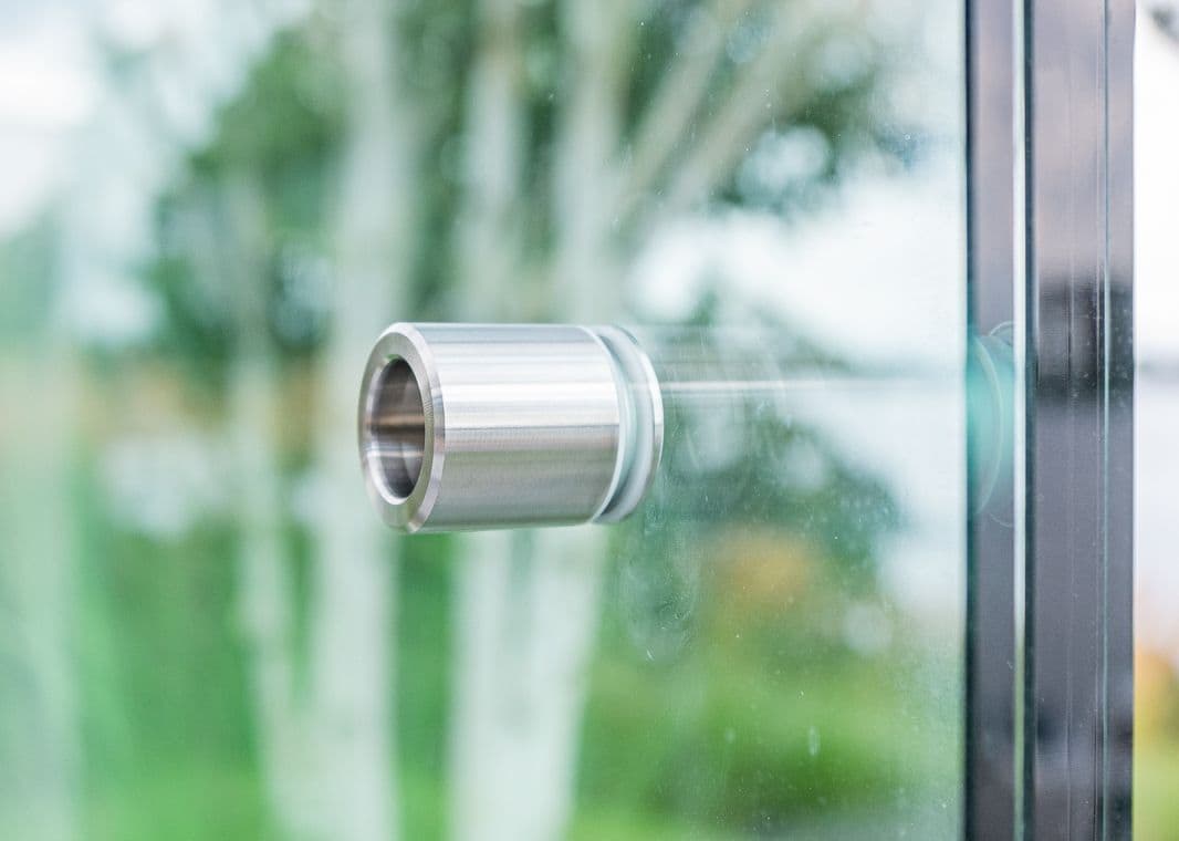 Greenline Glasschiebewand (4 spurig) - 06 greenline schiebewand anthrazit 3spurig verasol 2 - gl-gsw-4sp-3500-antr